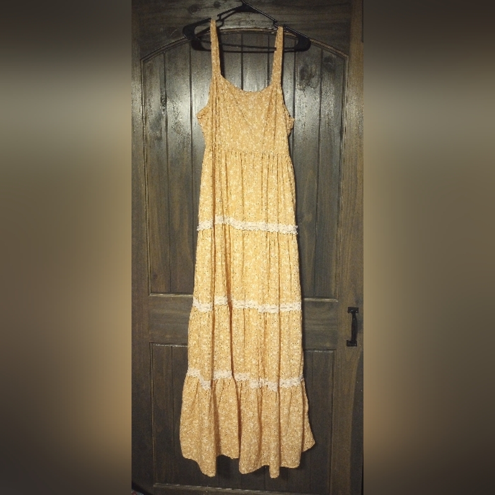Aura Size L Orange Floral Maxi Dress Lace Trim  Boho Festival Vibes